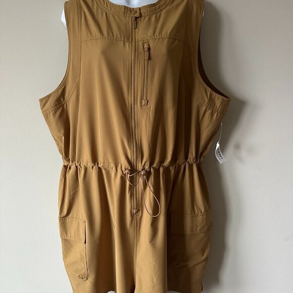 NWT Old Navy Stretch Tech Romper Loose Fit Cinched Waist - Size 2X - Picture 3 of 11